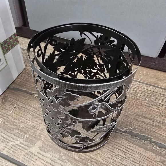 SCENTSY Tuscan Grape Vine Metal Wrap For Core Warmer - Wine Theme - NEW Open Box - Picture 5 of 6